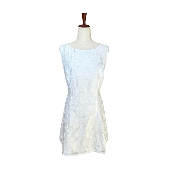 NEW Lulus Exquisite Moments White Floral Jacquard Sleeveless Mini Dress XL #1572 - Picture 2 of 7